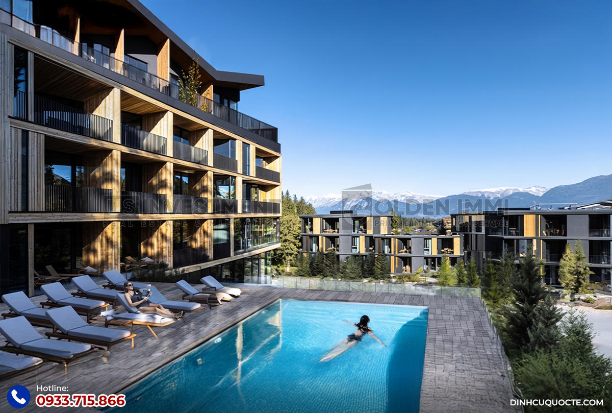 PEAK-MAMMOTH-2.jpg                                                                                  